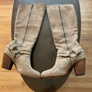 FRYE & CO.  SUEDE BOOTS